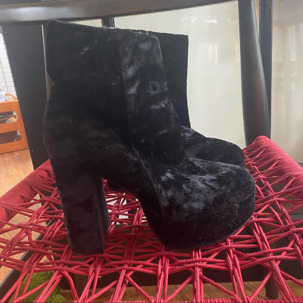 Black Velvet Platform Boots